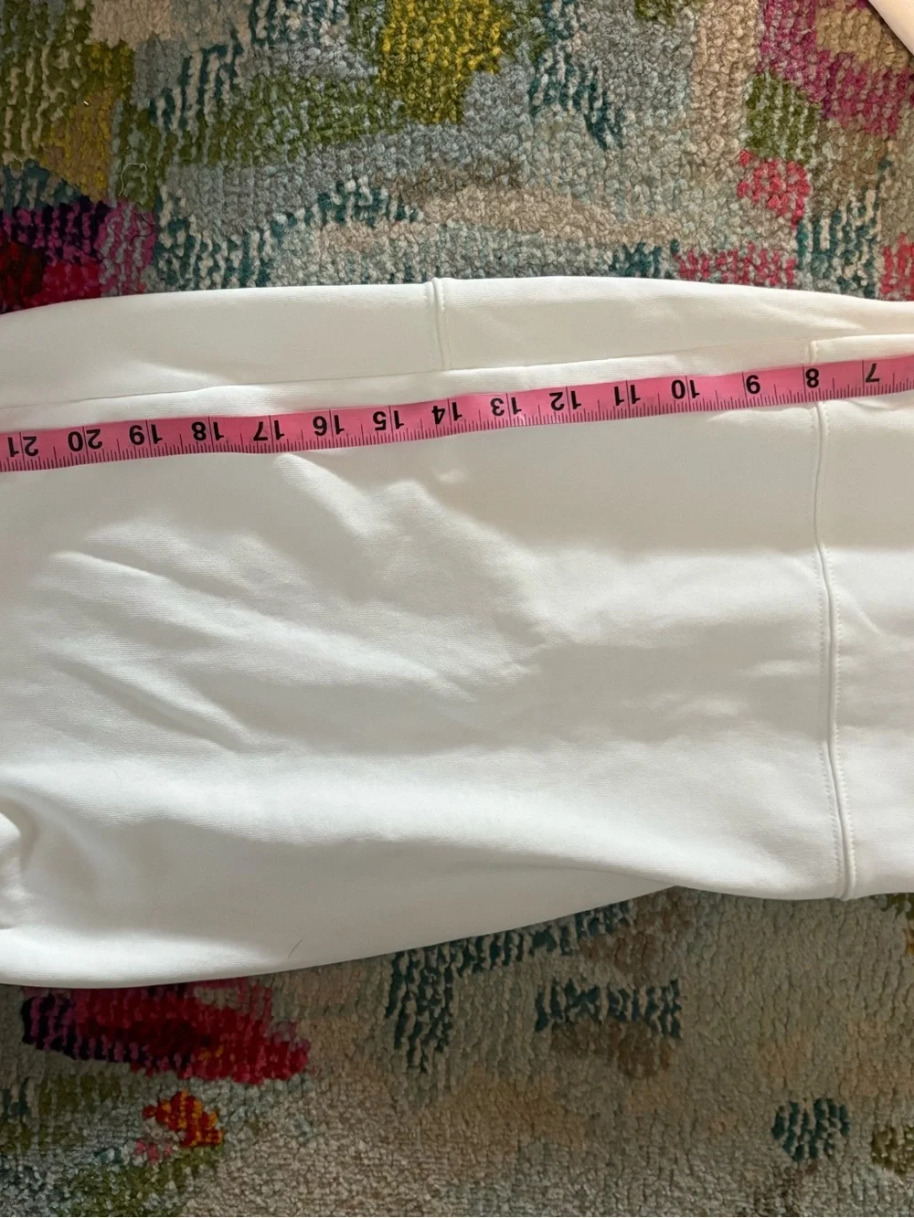 NWT-Listicle Cream Watch Me Jumper - Picture 10 of 12